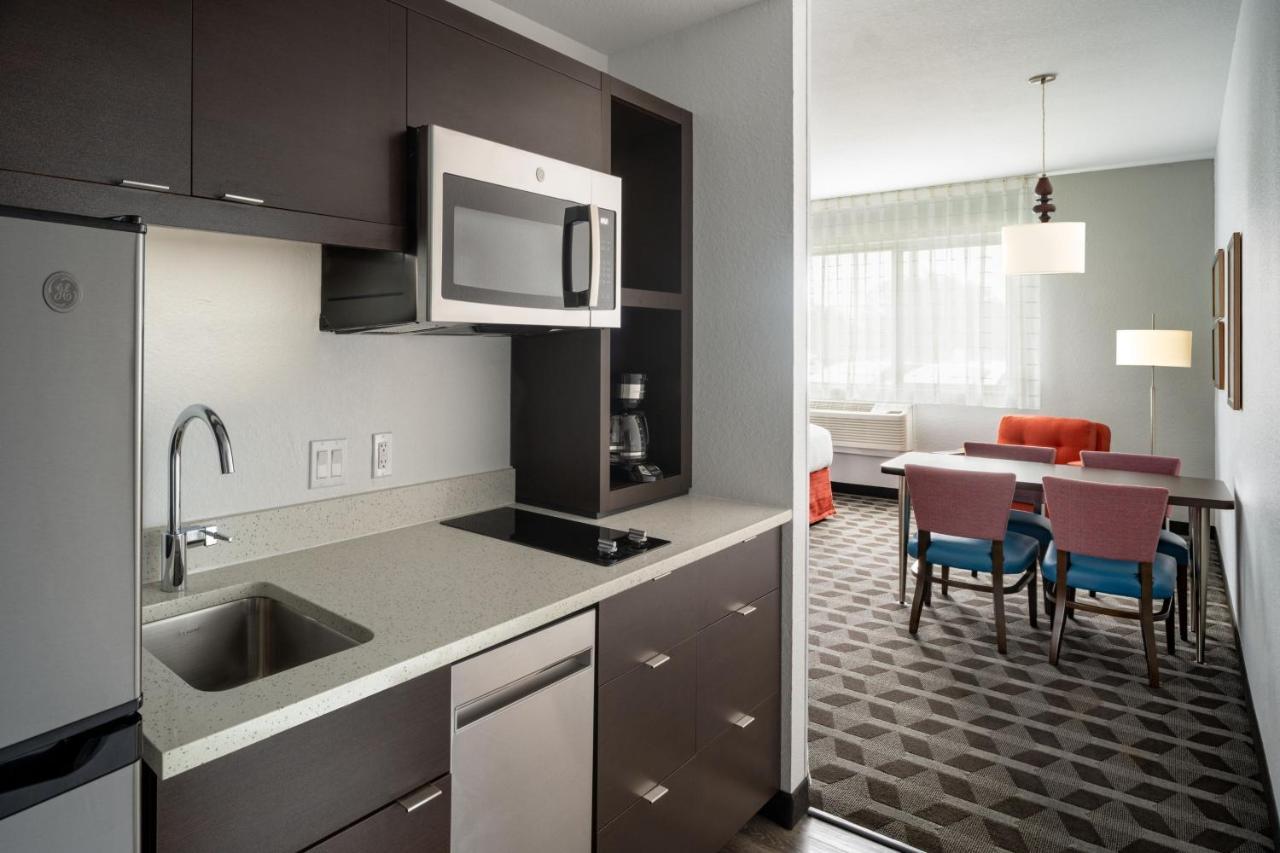 Towneplace Suites By Marriott Венис Экстерьер фото